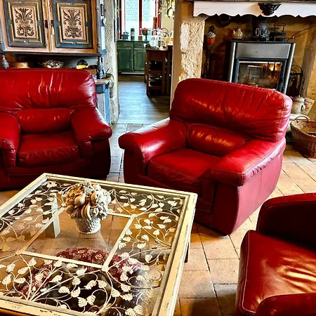 Aux Caprices Des Dieux Bed & Breakfast Marnes