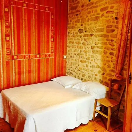 Aux Caprices Des Dieux