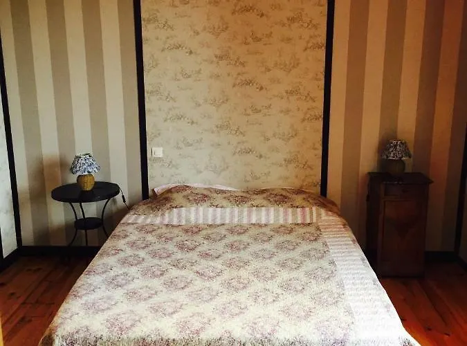 Aux Caprices Des Dieux Panzió 3*